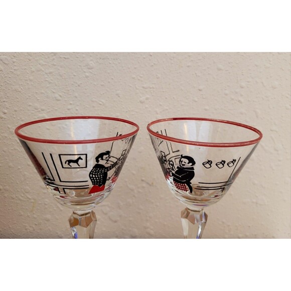 2 Vintage Handpainted MCM Libbey Pickwick Dickens Merrymakers Martini Glasses - Picture 5 of 7